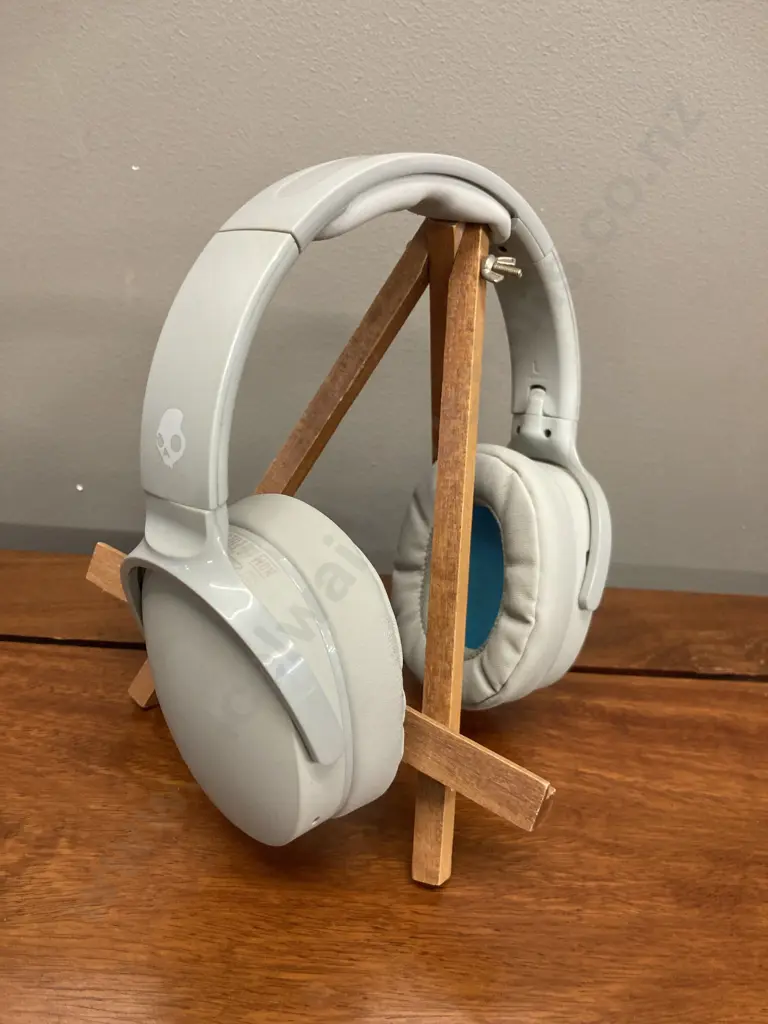 Skullcandy Hesh Evo Wireless Over-Ear Headphones - Grey Colour Image 1++